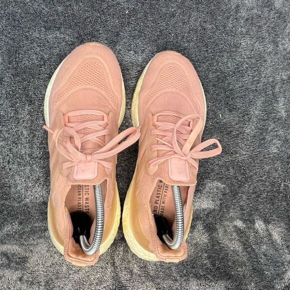 Adidas UltraBoost 22 Women size 7.5 Wonder Mauve Pink Running Sneakers Shoes - Picture 5 of 8